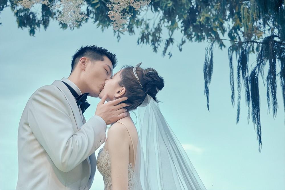 一首《足迹》听见万千回响 纪录片《千万工程》主题曲上线